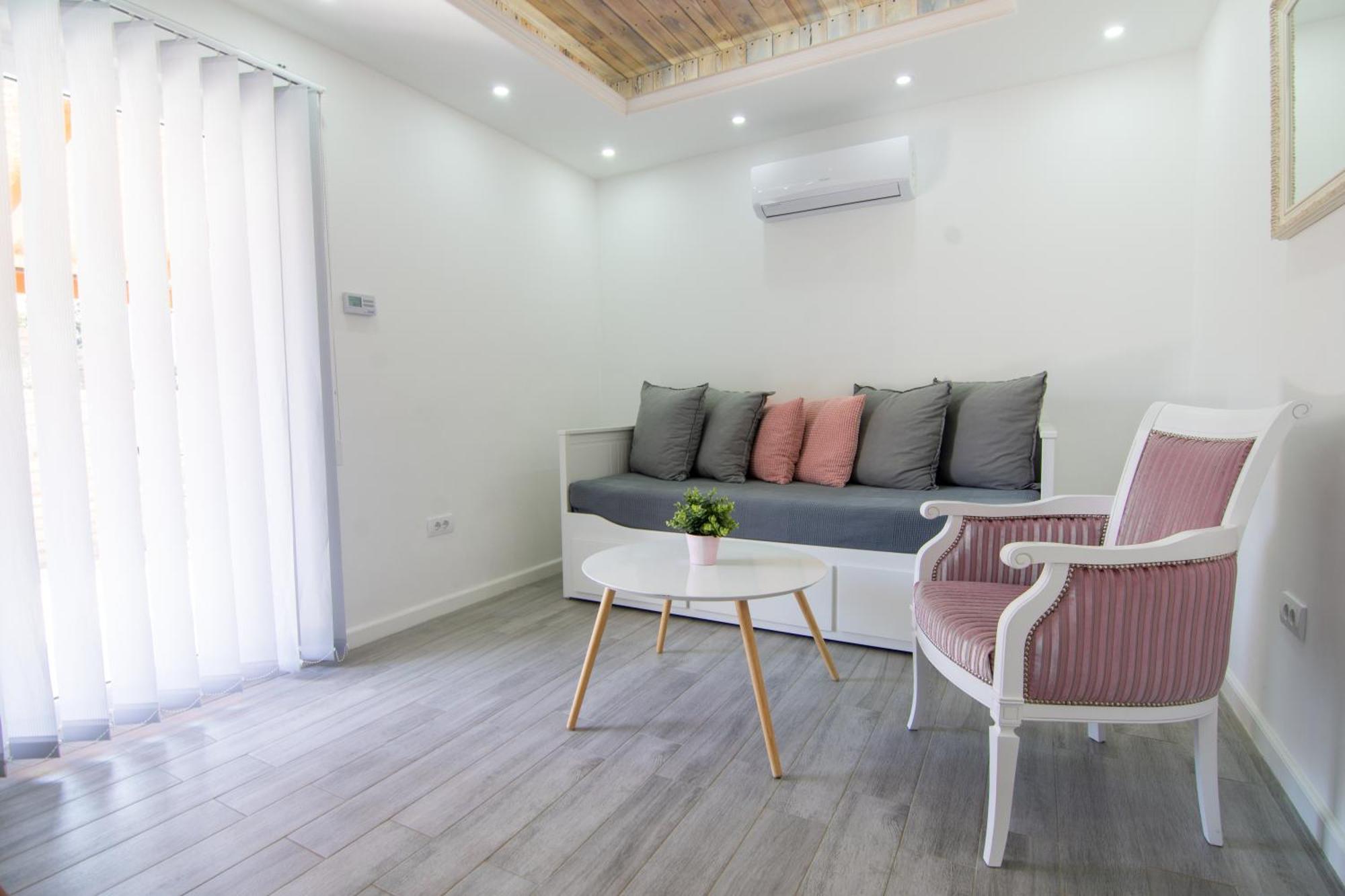 Apartamento Gardenlux Vrdnik Exterior foto