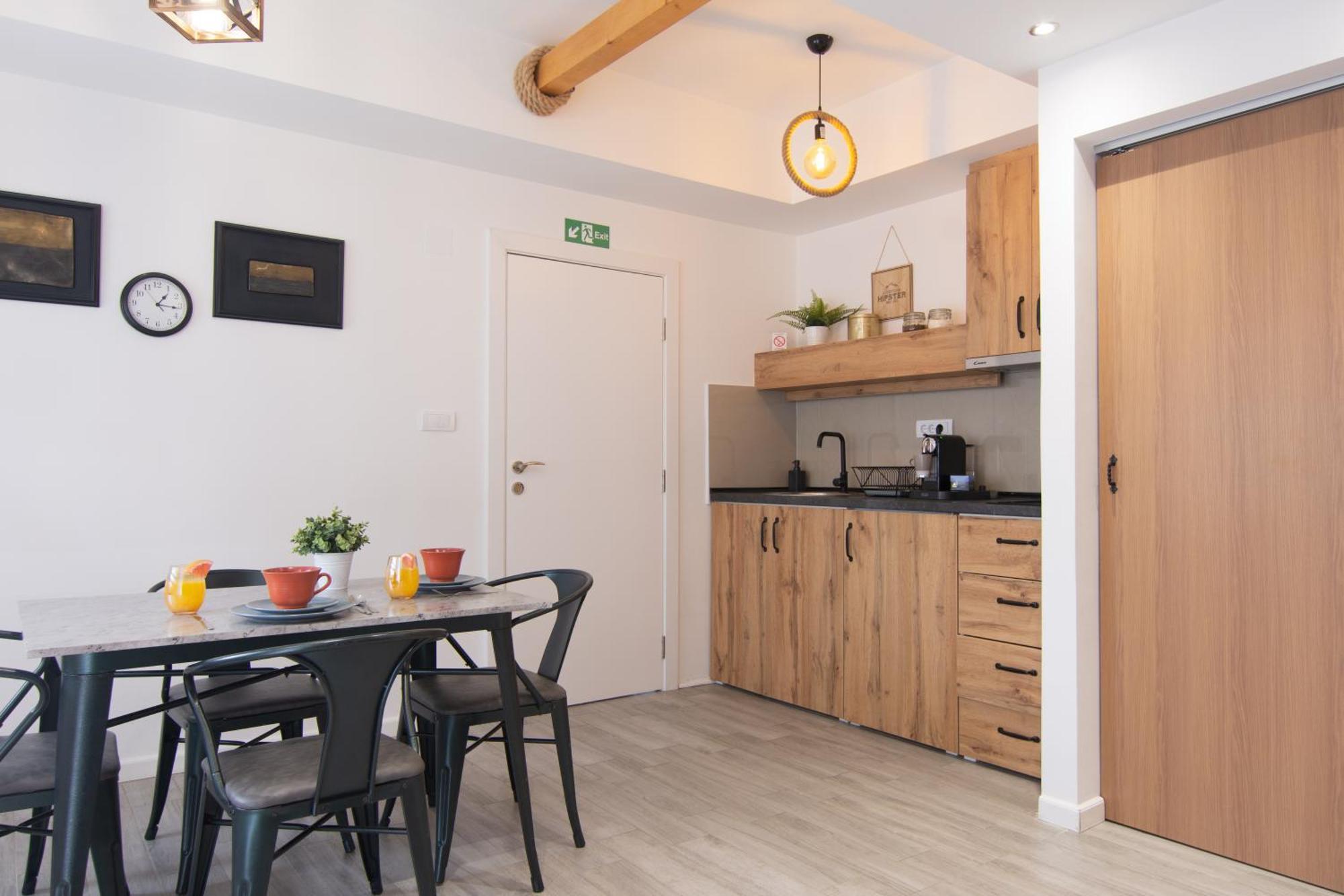 Apartamento Gardenlux Vrdnik Exterior foto