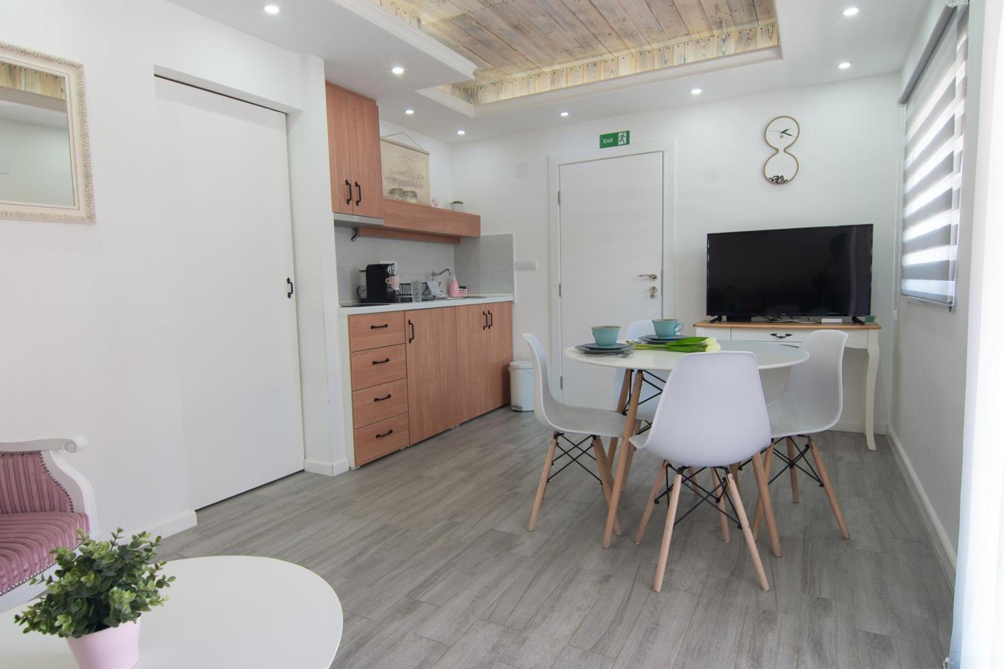 Apartamento Gardenlux Vrdnik Exterior foto